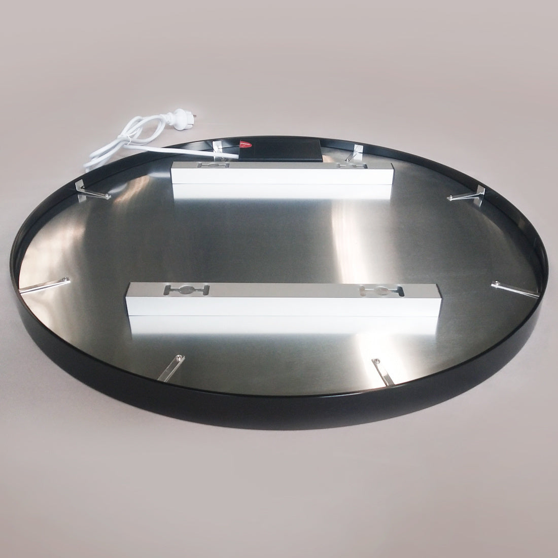 Runder Spiegel 80 cm mit goldenem Rahmen, LED-Beleuchtung und Antibeschlag-Funktion