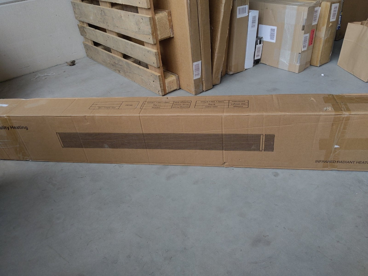 Zweite Wahl - Infrarot-Terrassenheizstrahler Black Heater einstellbar mit 1800 - 2.400 Watt - 2.400 Watt