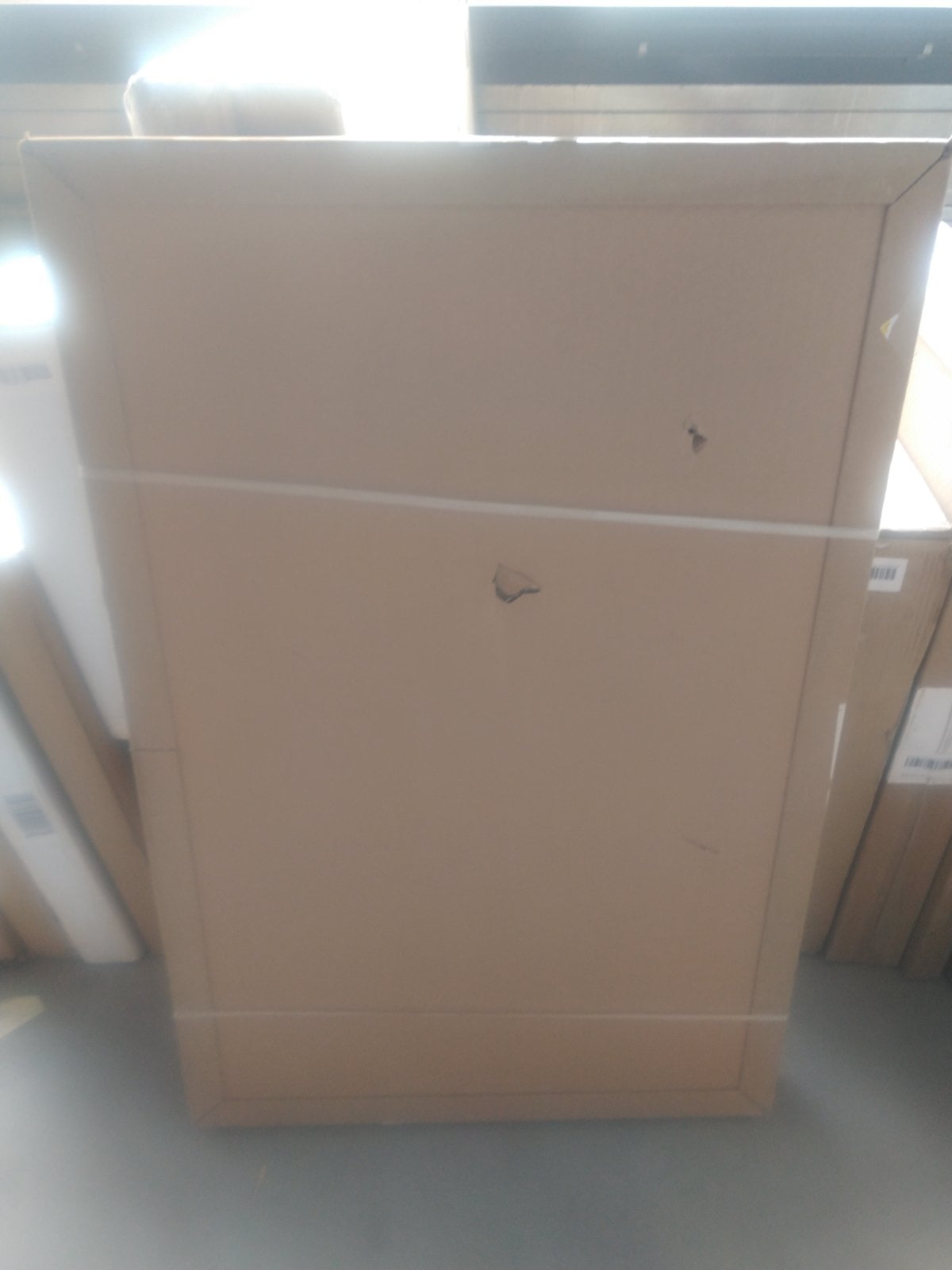 Zweite Wahl - Wandspiegel asymmetrisch, integrierte LED-Beleuchtung und Antibeschlag-Funktion, 100 cm breit und 65 cm hoch - Standard