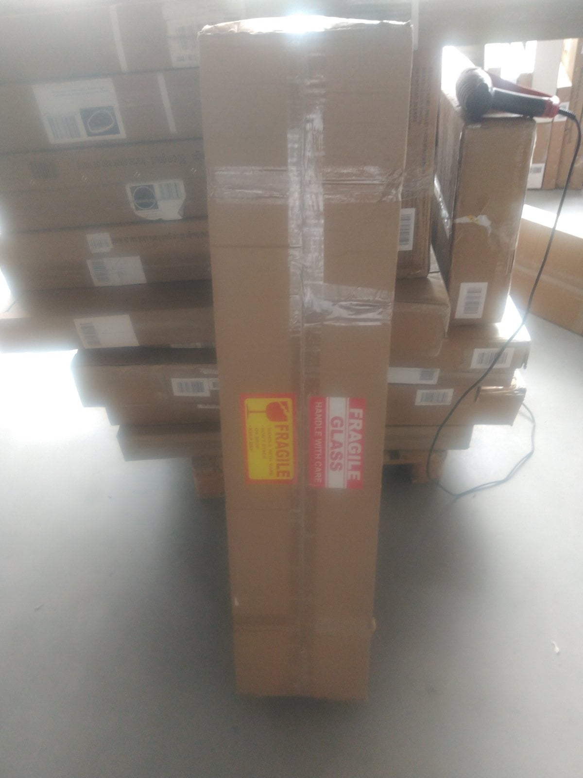 Zweite Wahl - Infrarot-Terrassenheizstrahler Calore Black Heater einstellbar mit 1.600 - 3.200 Watt - 2.200 Watt 1160*180*77mm