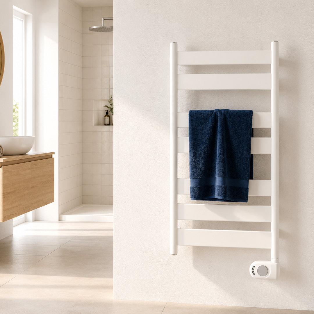 Adax Wave elektrischer Handtuchheizkörper 300 - 750 Watt Weiß