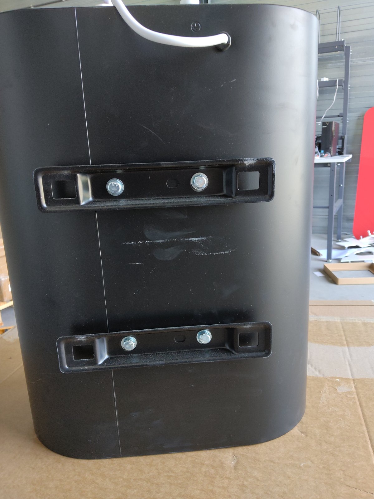 Zweite Wahl - 30 Liter QH Dual Elektro-Warmwasserspeicher mit digitaler Bedienung - Default