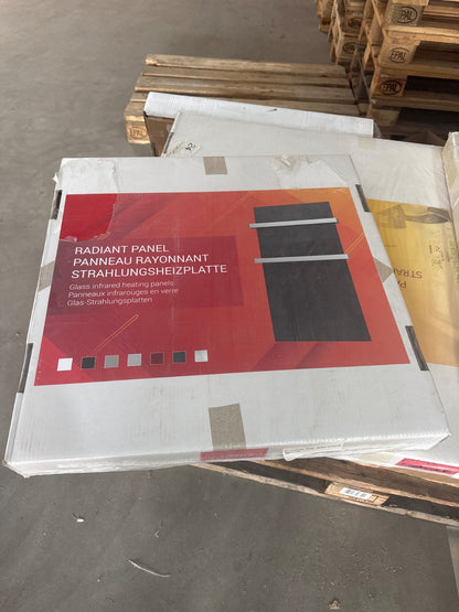 Zweite Wahl - Ecosun GS-Serie Infrarotpaneele weiß oder schwarz, Wand- oder Deckenmontage - Abmessungen: 60 x 60 cm, 300 Watt; Ausführung: Schwarzglas; Handtuchhalter: Ohne Handtuchhalter und Zubehör (nur das Paneel)