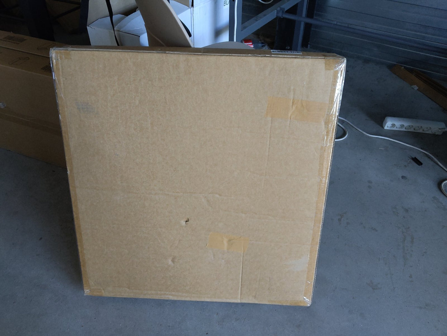 Zweite Wahl - QH-H4 Exclusive Serie Infrarotpaneel 59 x 59 - 400 Watt - Default