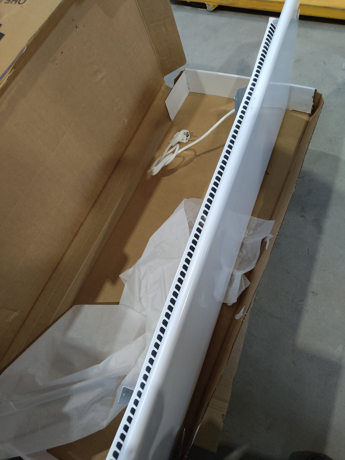 Zweite Wahl - Adax neo Elektroheizung - 1.400 Watt 37cm (h) x 105cm (b)-Weiß