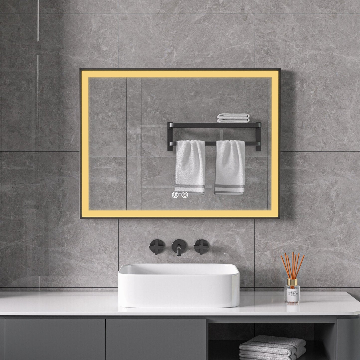 Spiegel mit schwarzem Rahmen, LED, Antibeschlag-Funktion, 60 x 60 cm