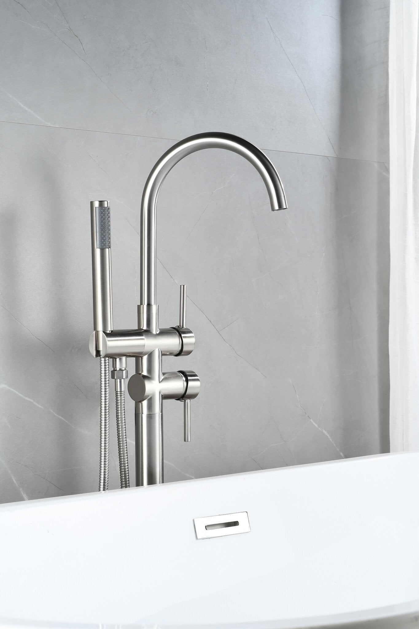 Standarmatur für Badewanne - mit Handbrause - Chrom